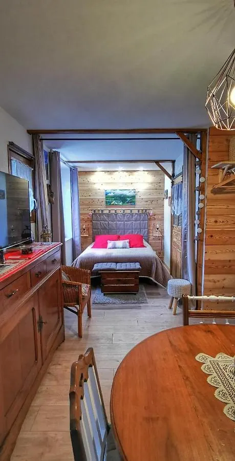 La Grange De Lina Apartment Grignon 0*,  France